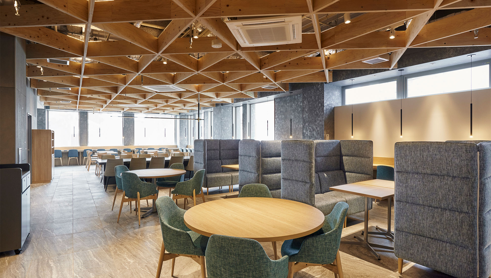 00003CROSS LIFE Hakata Yanagibashi