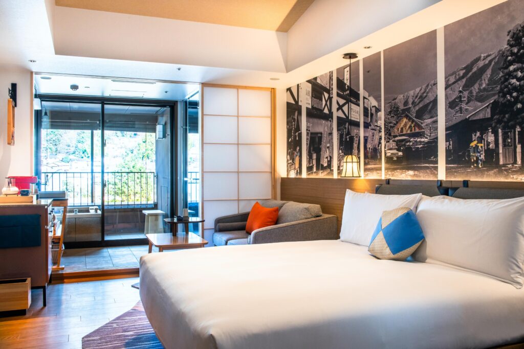 hotel-indigo-hakone-6290217244-3x2