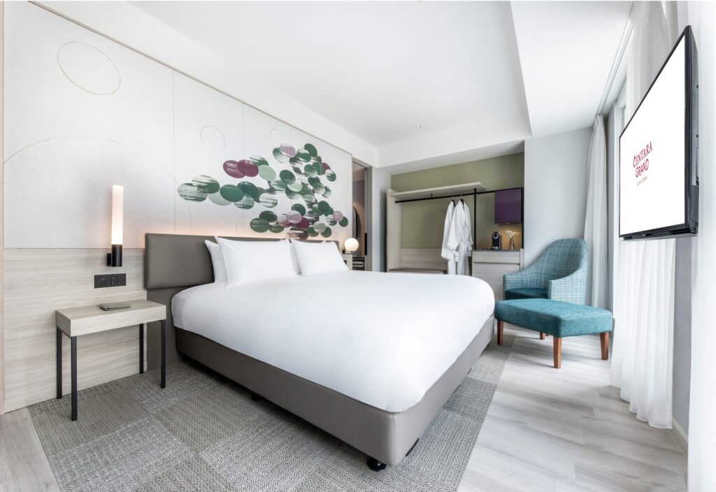 Centara Grand Hotel Osaka – חדר Deluxe – קומת Rei Premium – תמונה 9